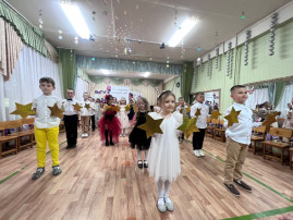 Выпускной вечер "Лучше всех" Выпускной вечер "Лучше всех".